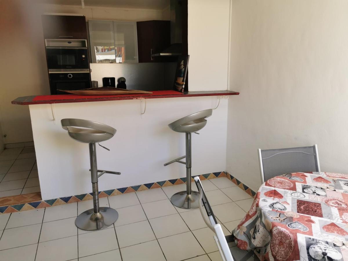 La Creole T3 Lumineux A 1Mn De La Plage Le Gosier  Exterior photo