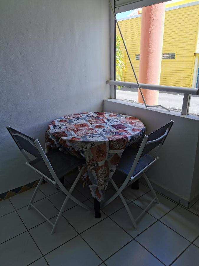La Creole T3 Lumineux A 1Mn De La Plage Le Gosier  Exterior photo